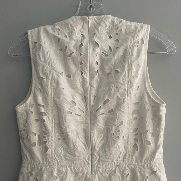 Theory Women’s Jemion E Embroidered Eyelet Dress Size 6 White Linen Fit & Flare - Picture 5 of 16